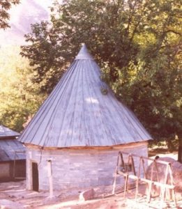 مقبره پیر جمشید – روستای مهران